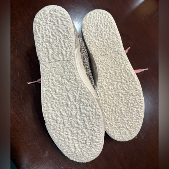 Golden Goose Girls Size: 34 like new - Picture 5 of 8